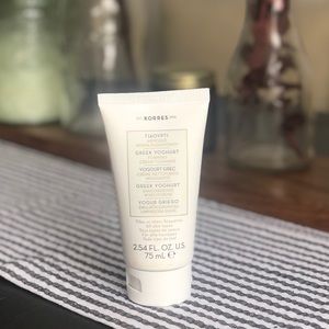 Korres Greek Yogurt Foaming Cream Cleanser